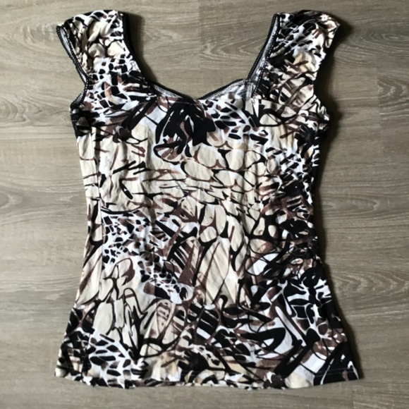 Shirt - Picture 2 of 3